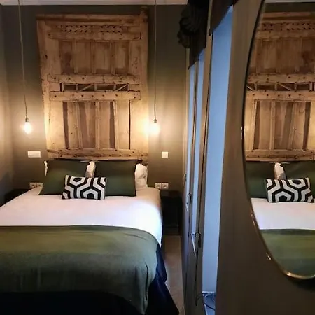 Hotel Riad Dar Zouina Avec Piscine Chauffee